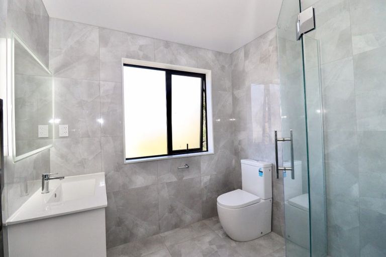 Photo of property in 7a Pinehurst Place, Wattle Downs, Auckland, 2103