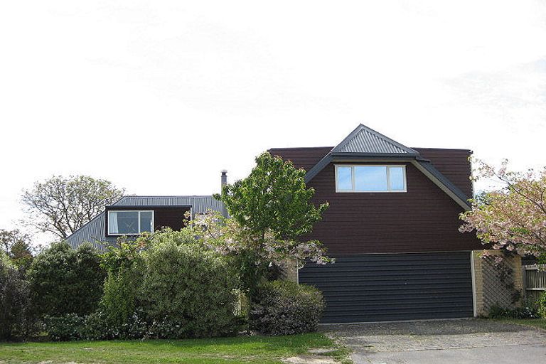 Photo of property in 14 Milesbrook Close, Rangiora, 7400