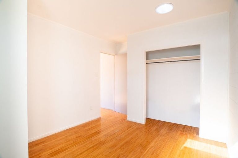 Photo of property in 2/8 James Road, Manurewa, Auckland, 2102