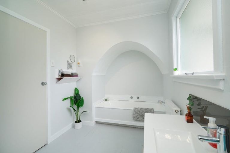 Photo of property in 22 Cruickshank Crescent, Rosedale, Invercargill, 9810