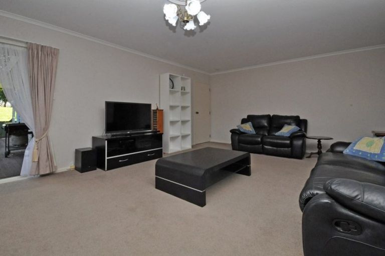 Photo of property in 23 Muirfield Street, Wattle Downs, Auckland, 2103