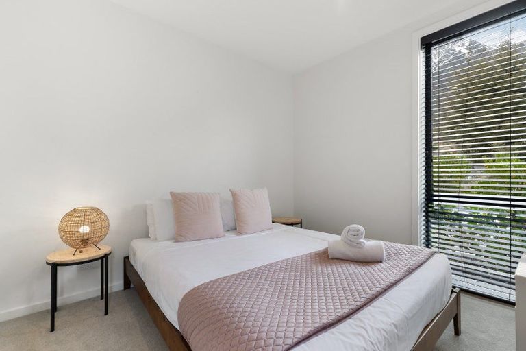 Photo of property in 6 Mckenzies Shute, Jacks Point, Queenstown, 9371