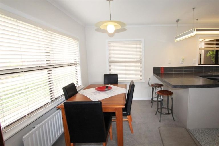 Photo of property in 8 Robertson Street, Glenholme, Rotorua, 3010