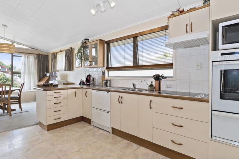 Photo of property in 92 Valley Road, Mount Maunganui, 3116