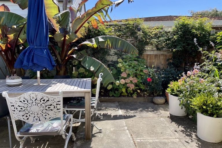 Photo of property in 22 Golf Road, Tahunanui, Nelson, 7011