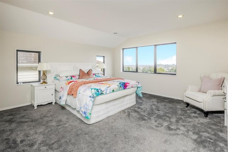 Photo of property in 55 Packspur Drive, Flat Bush, Auckland, 2016