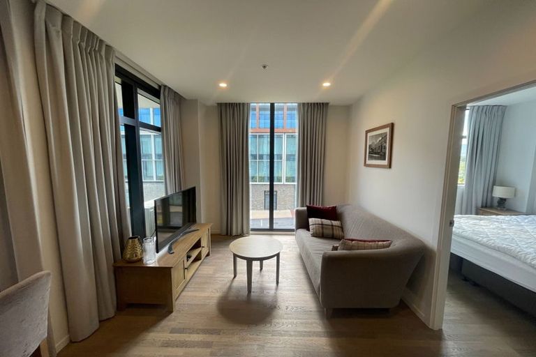 Photo of property in Wyndham Gardens Apartments, 30 Red Oaks Drive, Frankton, Queenstown, 9300