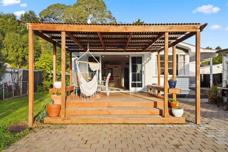 Photo of property in 42 Ayton Street, Mangapapa, Gisborne, 4010