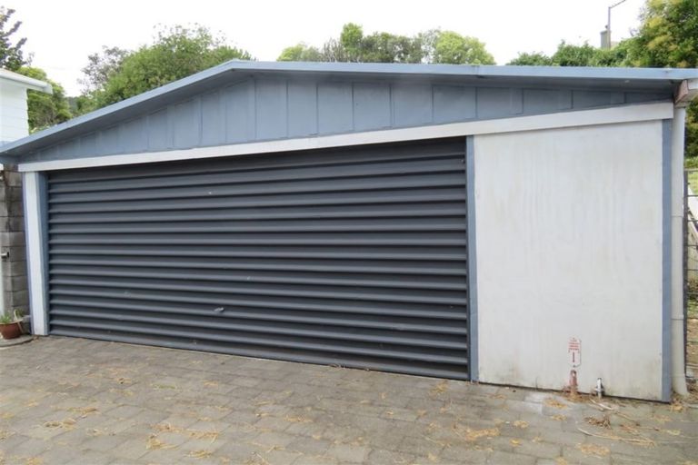 Photo of property in 132 Karaka Road, Thames, 3500