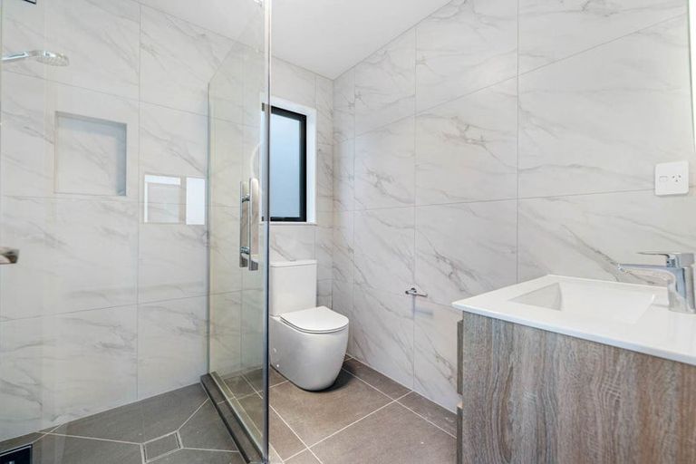 Photo of property in 5 Clara Road, Silverdale, 0932