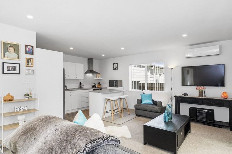 Photo of property in 11 Kamahi Crescent, Papamoa Beach, Papamoa, 3118