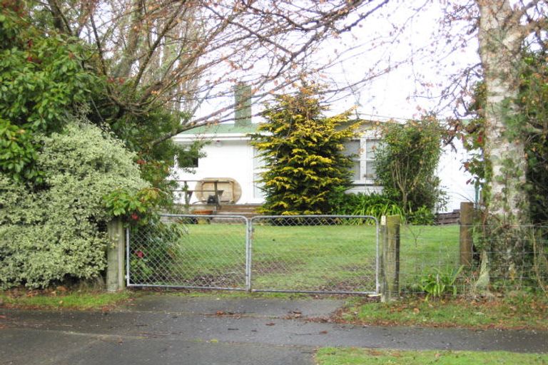 Photo of property in 15 Keitha Place, Kinloch, Taupo, 3377
