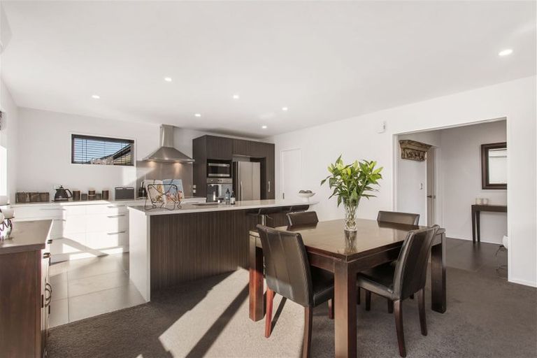 Photo of property in 50 Cairnbrae Drive, Prebbleton, 7604