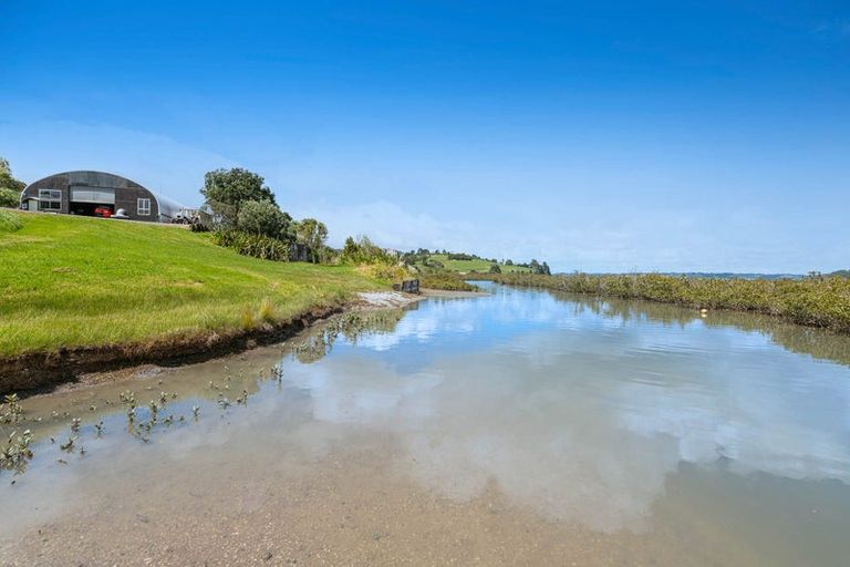 Photo of property in 68 Goodall Road, Snells Beach, 0920