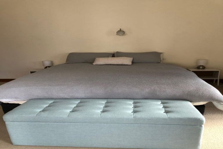 Photo of property in 5 Friend Street, Karori, Wellington, 6012