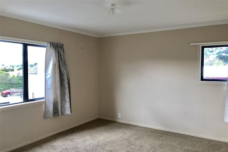 Photo of property in 4 Hindmarsh Street, Johnsonville, Wellington, 6037