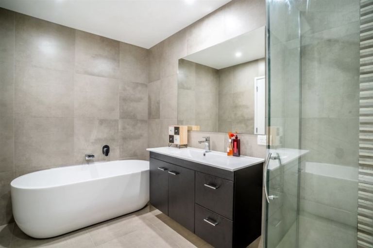 Photo of property in 82 Caldera Drive, Long Bay, Auckland, 0630