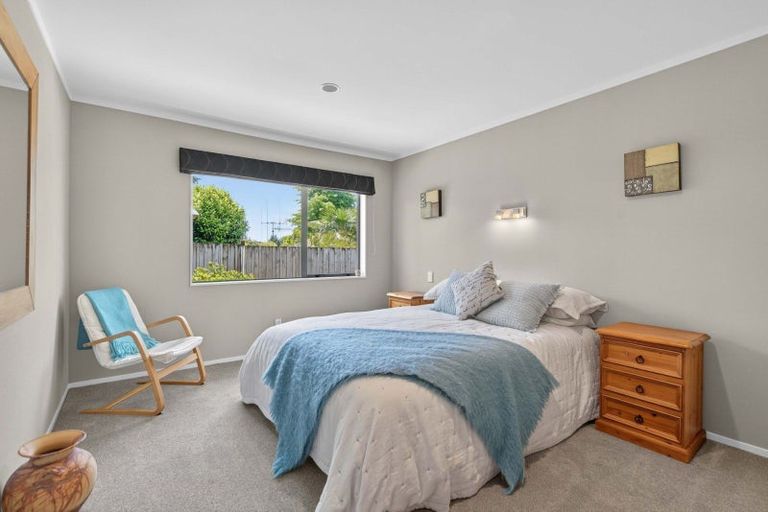 Photo of property in 11 Harlech Glen, Bethlehem, Tauranga, 3110