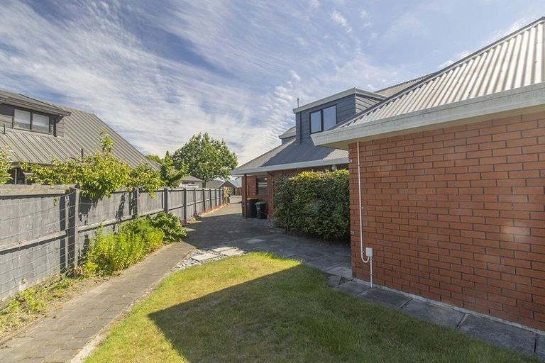Photo of property in 12 Kamahi Place, Bishopdale, Christchurch, 8051