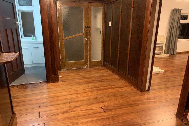 Photo of property in 15 Liverpool Street, Miramar, Wellington, 6022