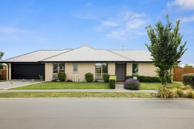Photo of property in 28 Granite Drive, Rolleston, 7614