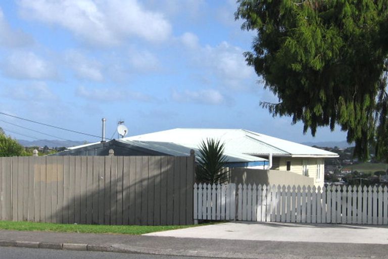 Photo of property in 67 Royal Road, Massey, Auckland, 0614