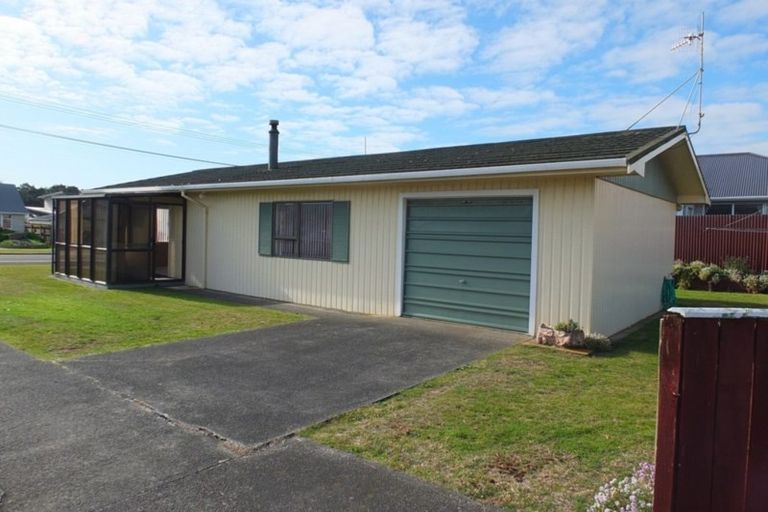 Photo of property in 20 Seabury Avenue, Foxton Beach, Foxton, 4815