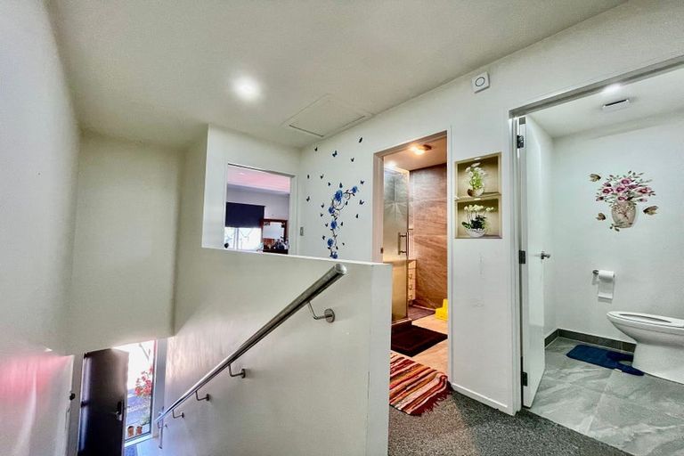 Photo of property in 15 Valour Lane, Papakura, 2110