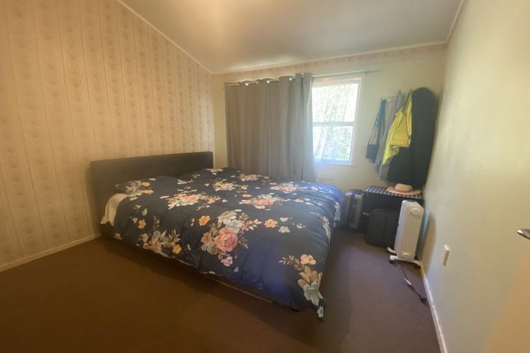 Photo of property in 2/462 Hillsborough Road, Mount Roskill, Auckland, 1041