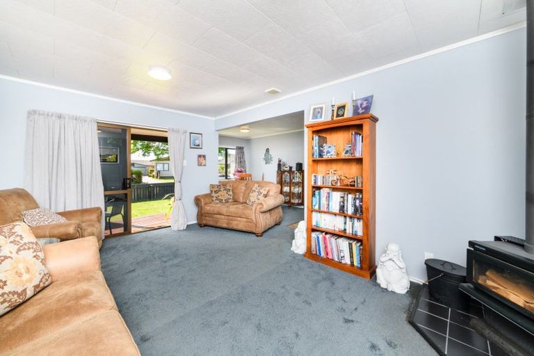Photo of property in 66 Geraldine Crescent, Cloverlea, Palmerston North, 4412