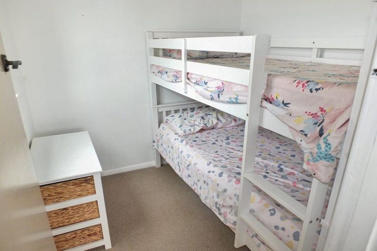 Photo of property in 3 Chrystall Street, Foxton Beach, Foxton, 4815