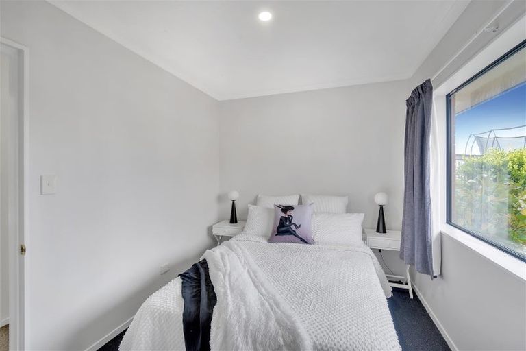 Photo of property in 137 Chinnerys Road, Woodend, 7610