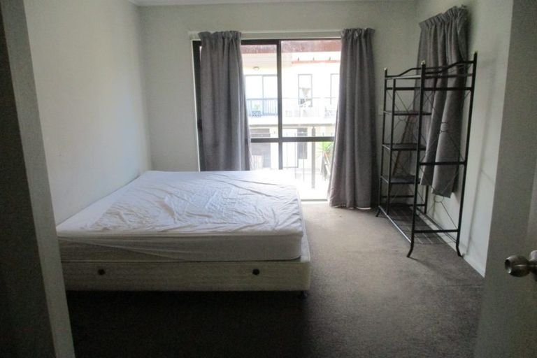 Photo of property in 21/8 Margan Avenue, New Lynn, Auckland, 0600