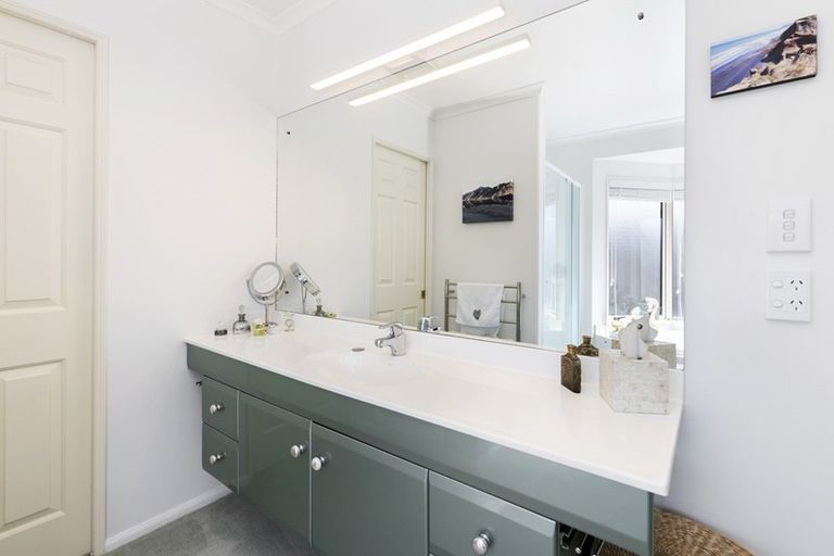 Photo of property in 15 Hammersmith Street, Richmond Heights, Taupo, 3330