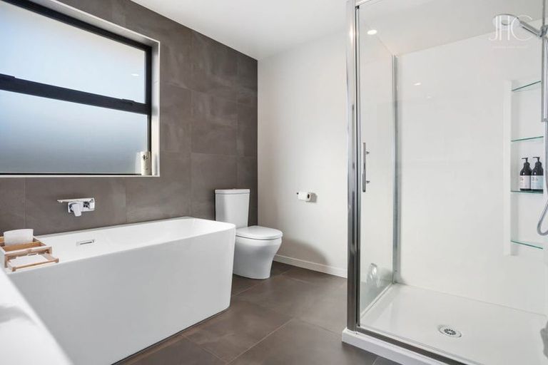 Photo of property in 16 Pegasus Court, Mount Pisa, Cromwell, 9383