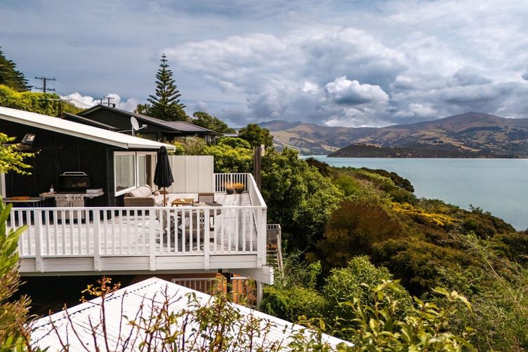 Photo of property in 6506 Christchurch Akaroa Road, Takamatua, 7581