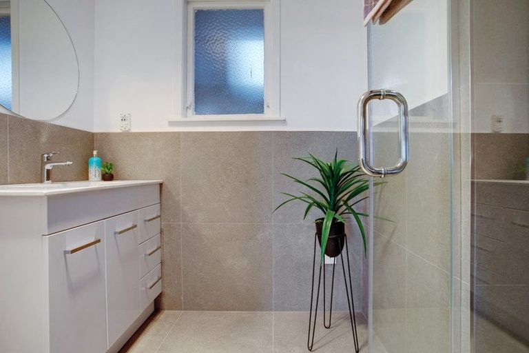 Photo of property in 52 Hall Avenue, Mangere, Auckland, 2022