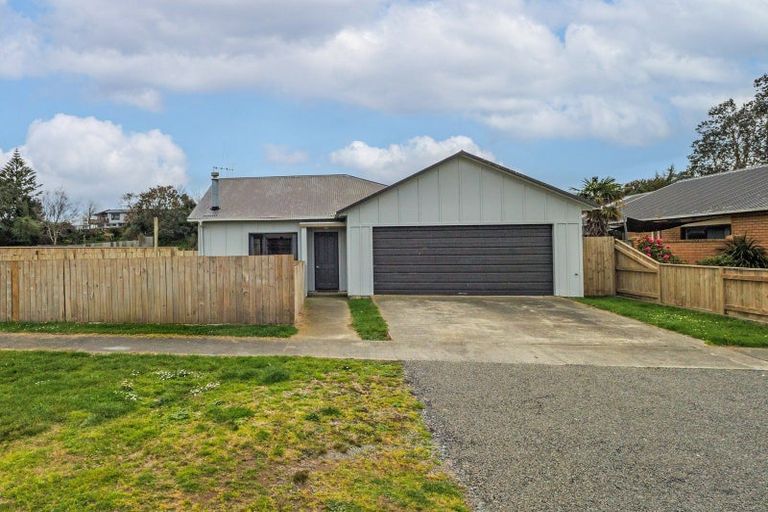 Photo of property in 13 Reeve Street, Foxton, 4814