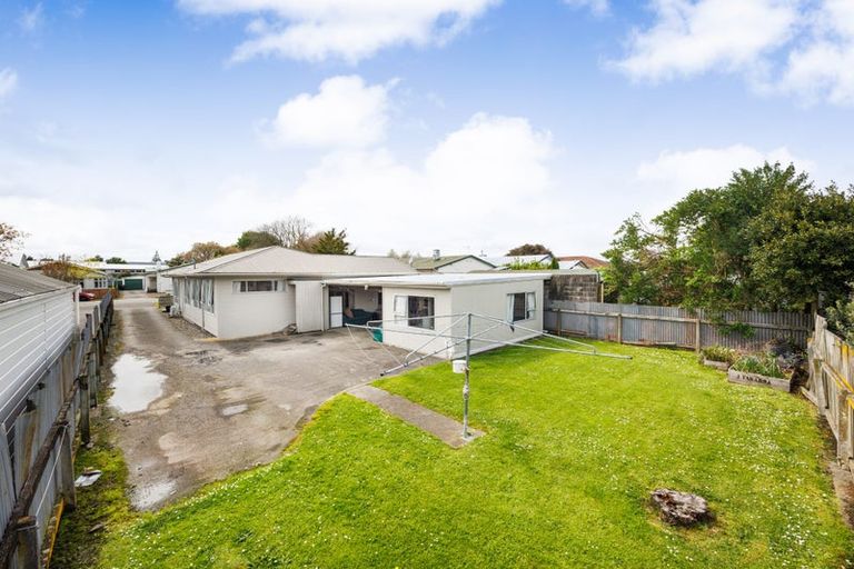 Photo of property in 8 Marne Street, Hokowhitu, Palmerston North, 4410