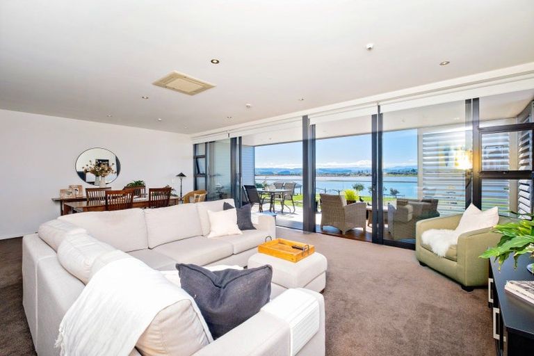 Photo of property in 305/7 Humber Street, Pandora, Napier, 4110