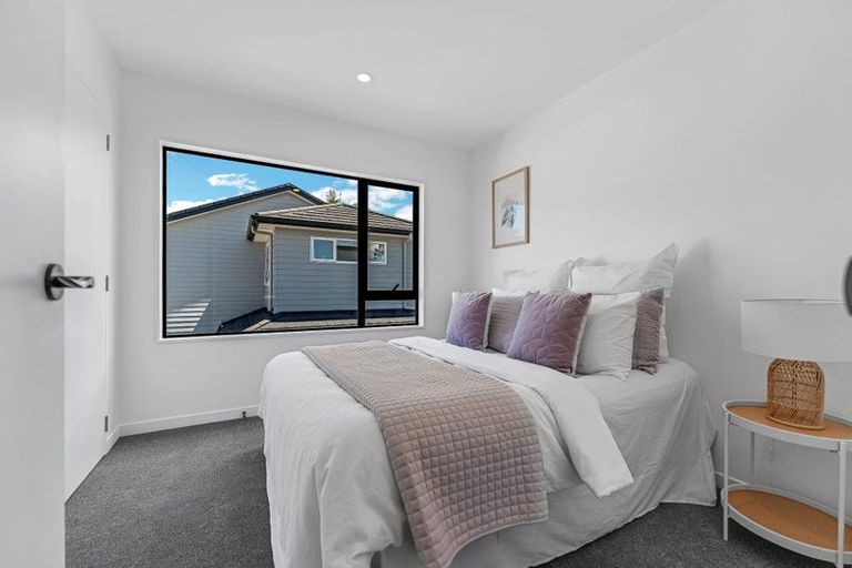 Photo of property in 21b County Road, Torbay, Auckland, 0630