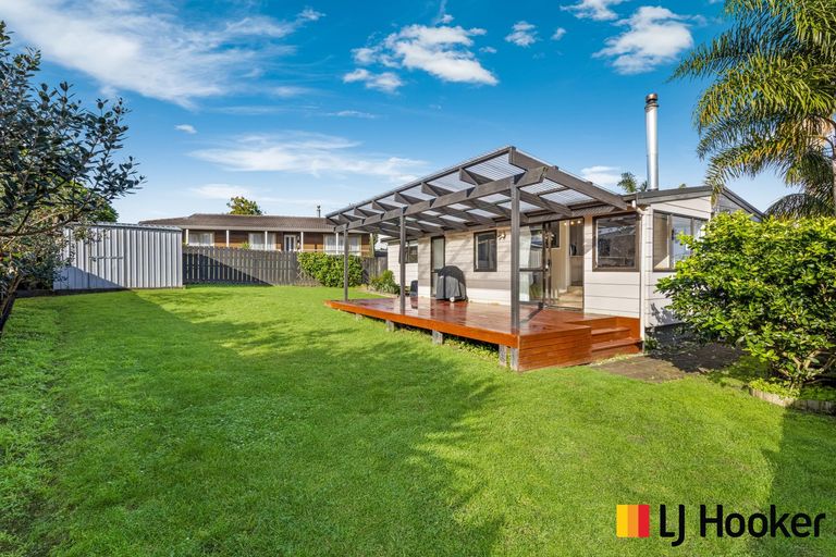 Photo of property in 165 Carnoustie Drive, Wattle Downs, Auckland, 2103