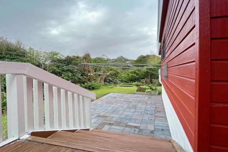 Photo of property in 1/41 Howard Road, Northcote, Auckland, 0627