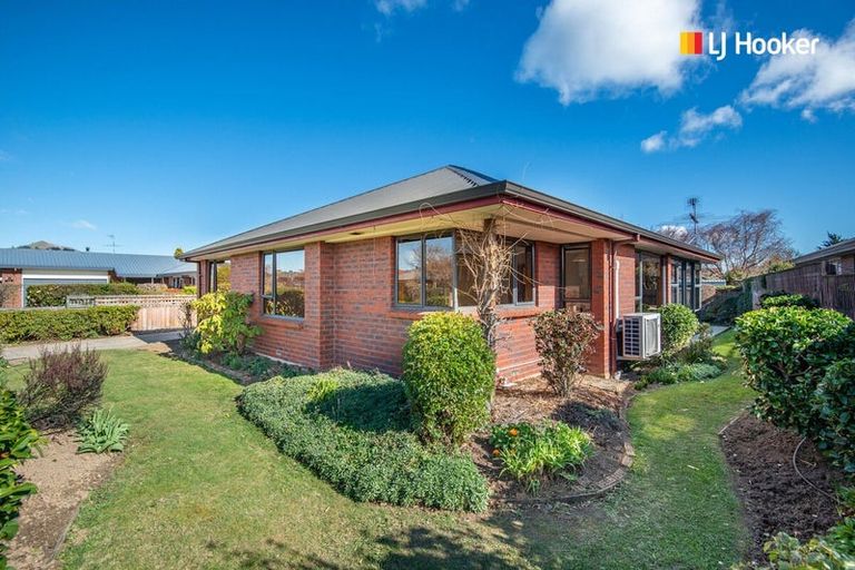 Photo of property in 14 Silverstream Drive, Mosgiel, 9024