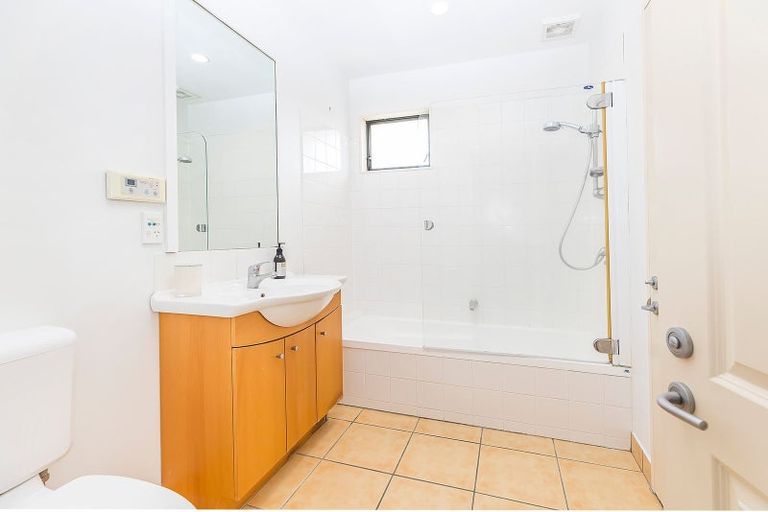 Photo of property in 6/10 Hall Avenue, Newtown, Wellington, 6021