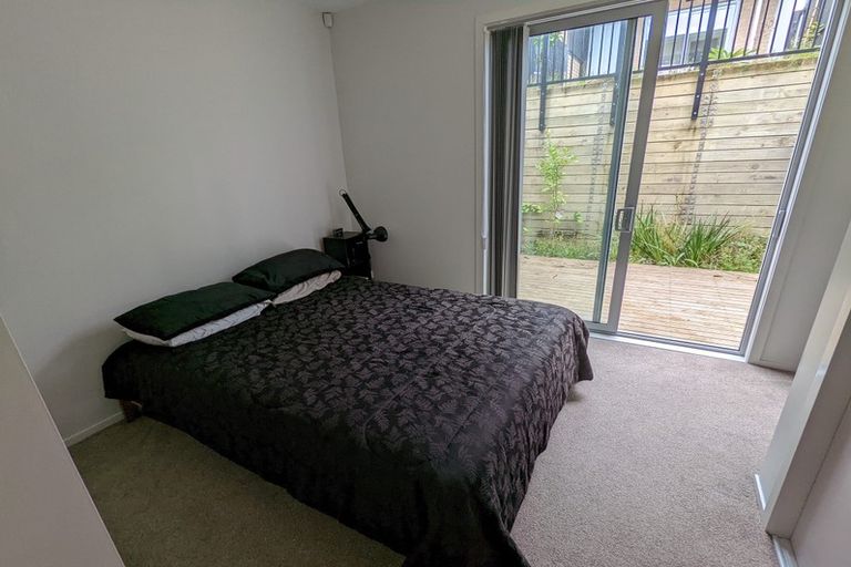 Photo of property in 38 Ceramic Lane, New Lynn, Auckland, 0600