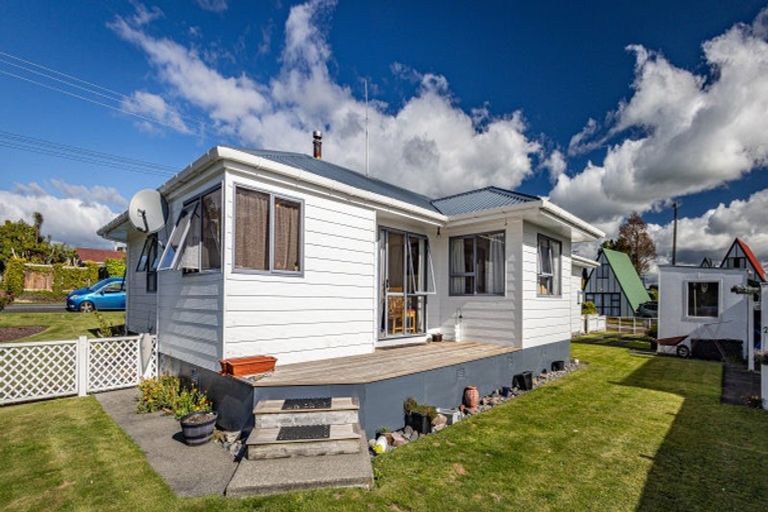 Photo of property in 49 Goldfinch Street, Ohakune, 4625