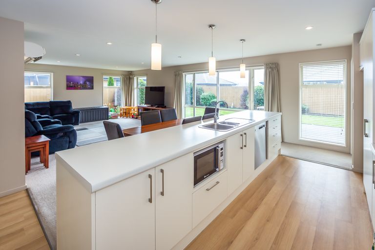 Photo of property in 12 Richmond Avenue, Halswell, Christchurch, 8025