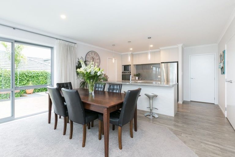 Photo of property in 19 Percy Berry Place, Havelock North, 4130