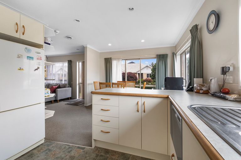 Photo of property in 8/7 Anzac Street, Cambridge, 3434